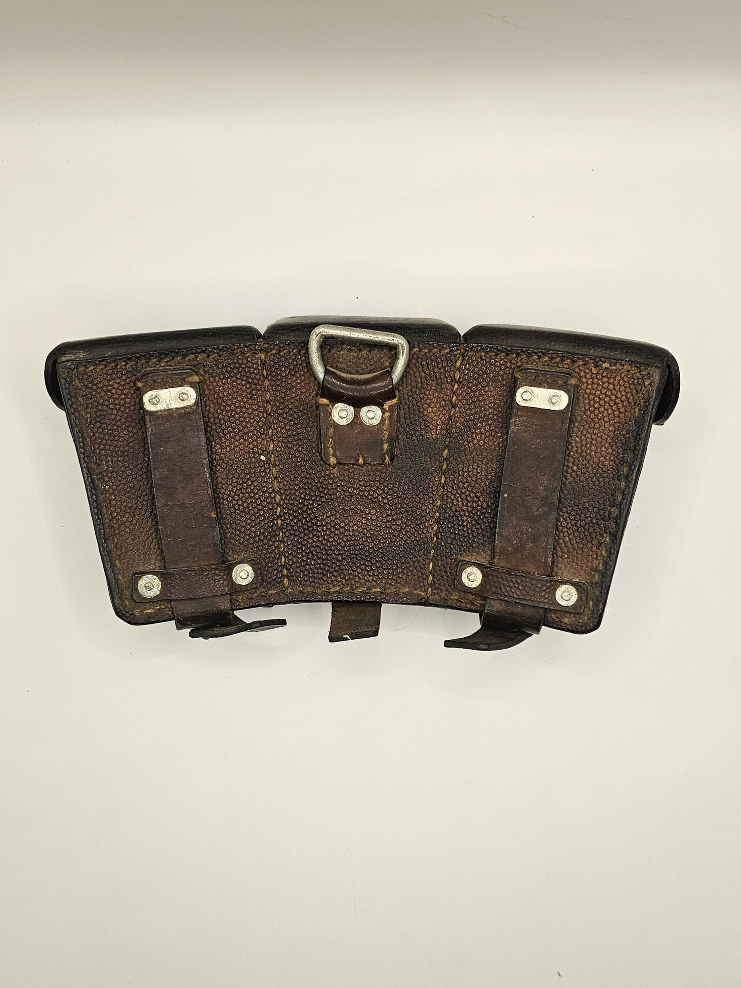 german k98 ammunition pouch – ww2 3 cell leather pouch german k98 ammunition pouch – ww2 3 cell leather pouch