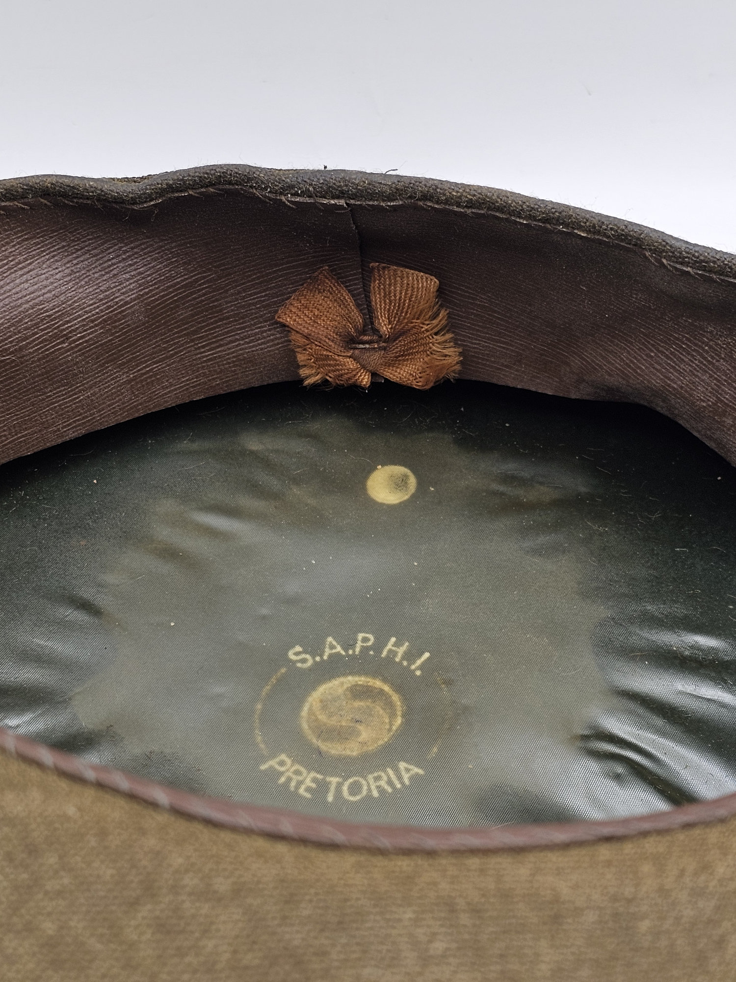 South African Commandos Officer Visor Cap – Brown Wool - An Envoy's ...