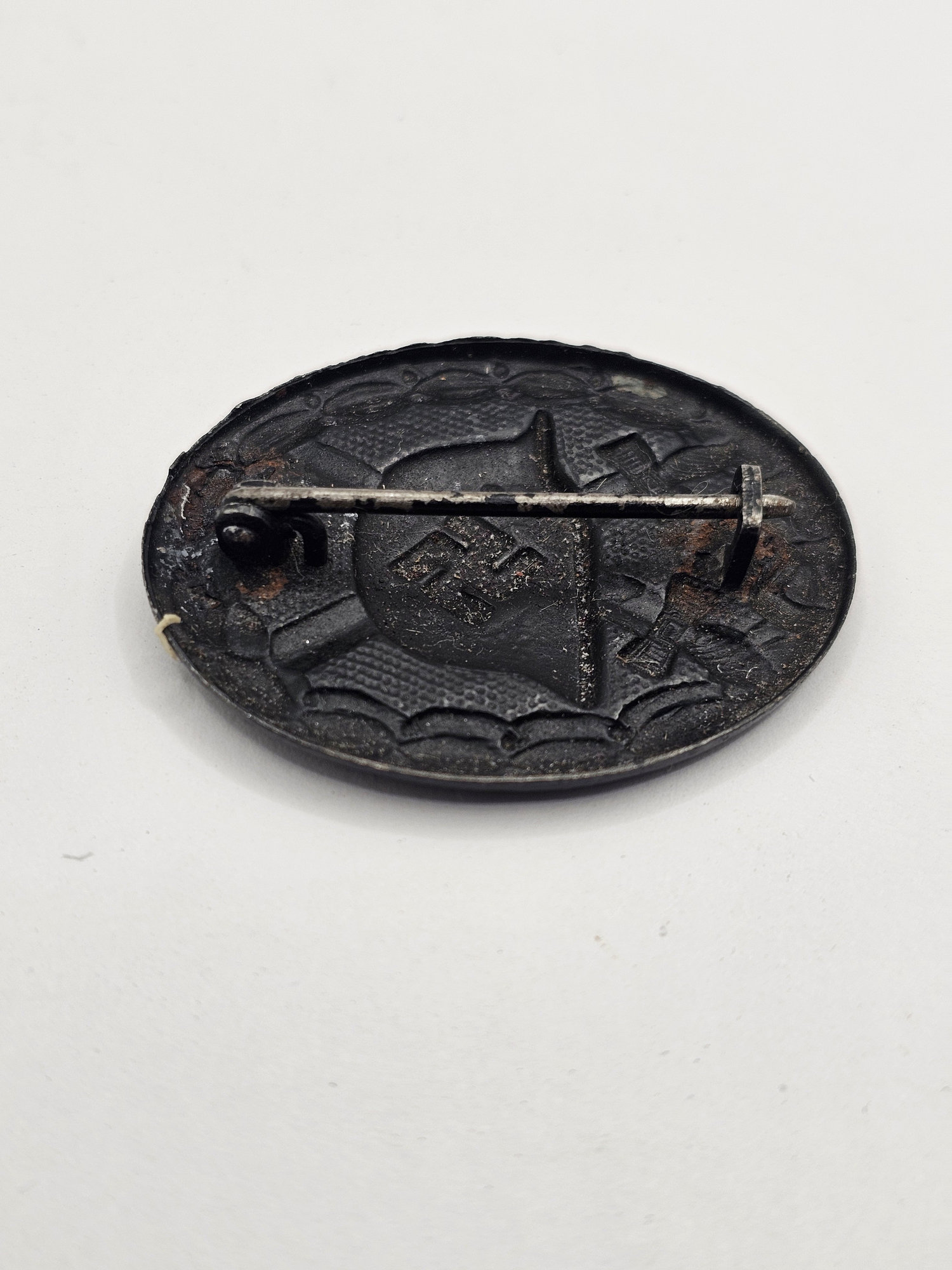 wehrmacht wound badge in black – 1939 pattern (unmarked) wehrmacht wound badge in black – 1939 pattern (unmarked)