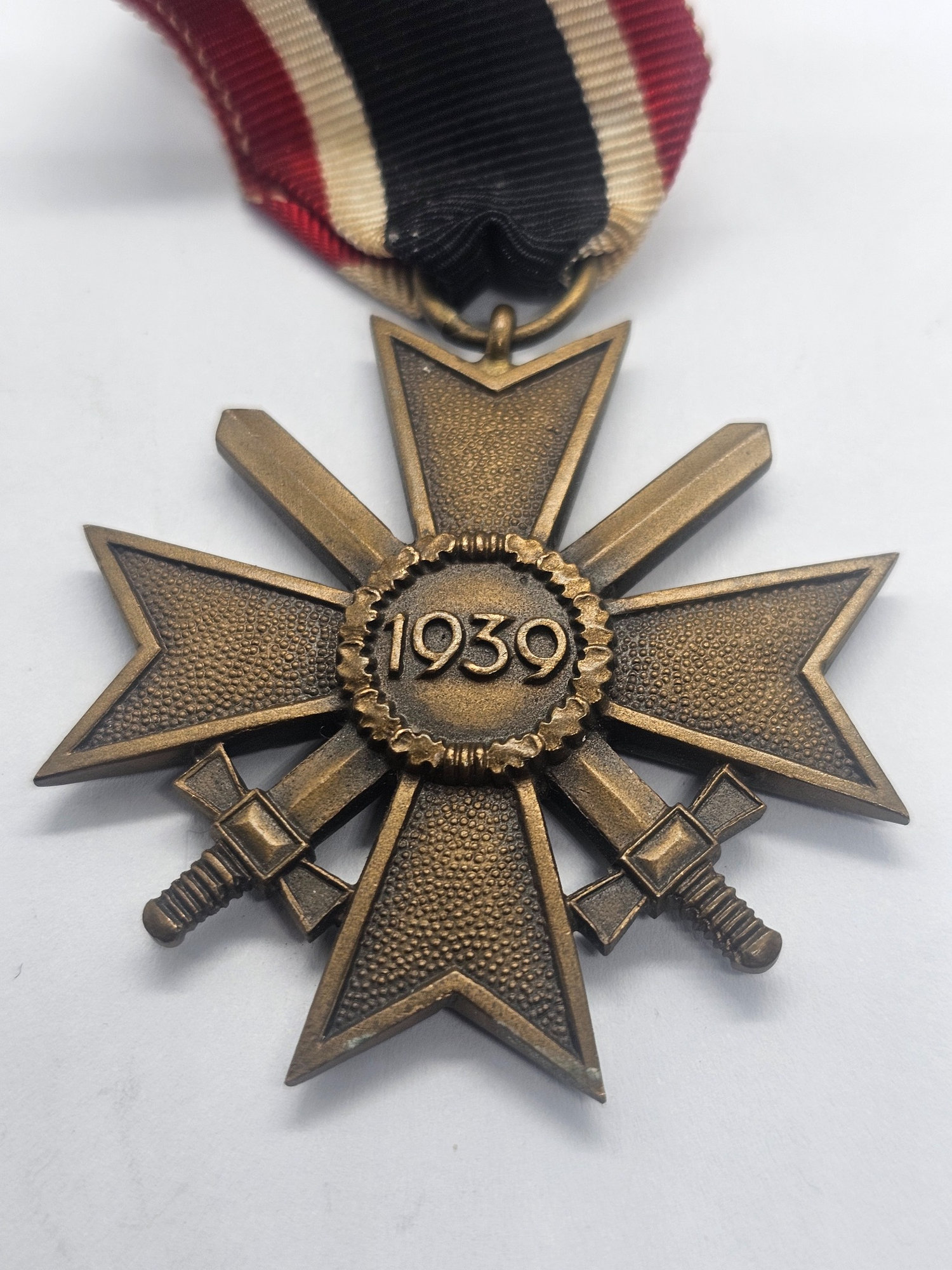 war merit cross 2nd class with swords (1939) war merit cross 2nd class with swords (1939)