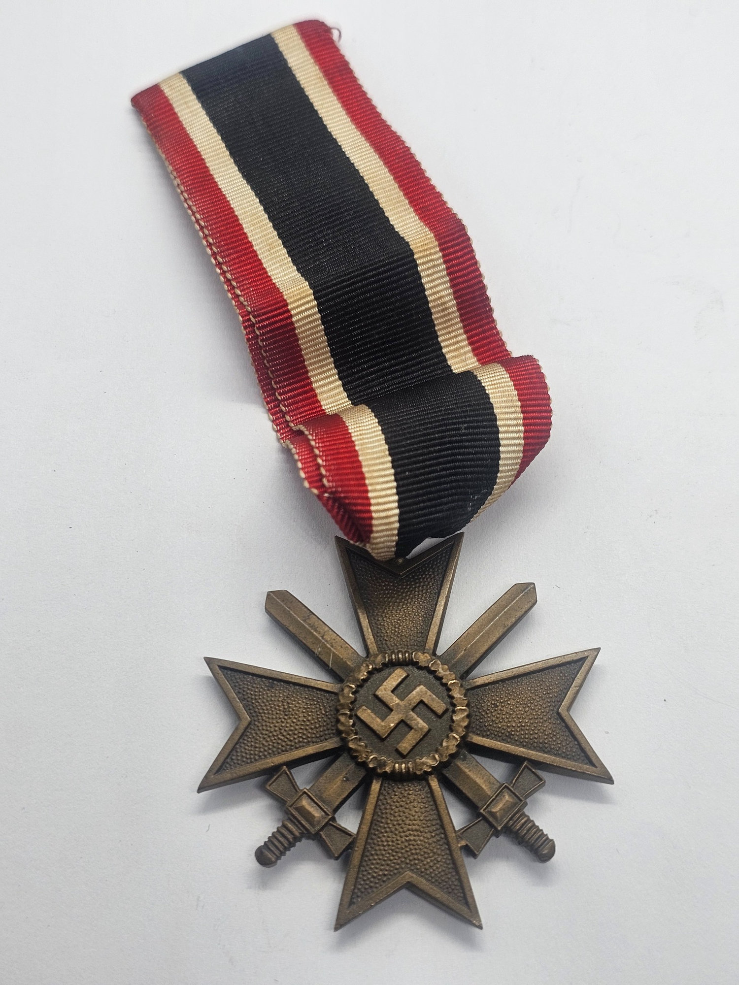 war merit cross 2nd class with swords (1939) war merit cross 2nd class with swords (1939)